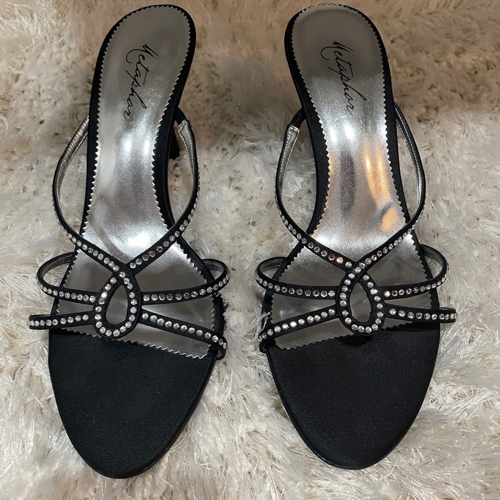 Cute party sandals